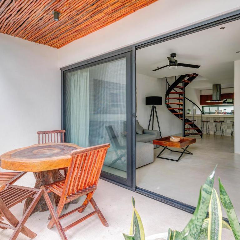 Paradise in Tulum PH with Jacuzzi and Stunning Views - Three-Bedroom Apartment - 26