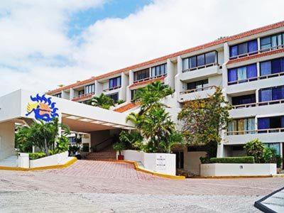 Apartment Ocean Front Cancun - Studio Apartment with Sea View - 57