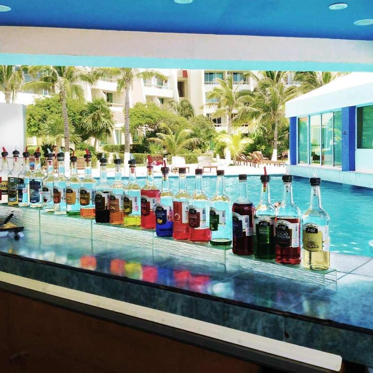 Apartment Ocean Front Cancun - Studio Apartment with Sea View - 35