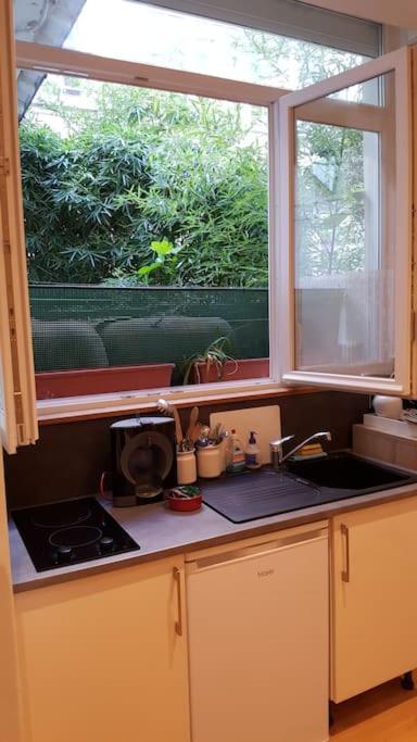 Charming studio in a courtyard in Paris - Appartement 1 Chambre - 9