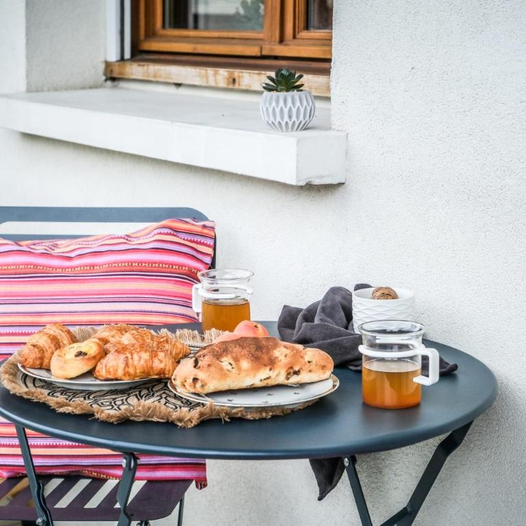 Slow Chalet Thônes lake & mountain 15 min to ski lift balcony parking - Appartement - 7