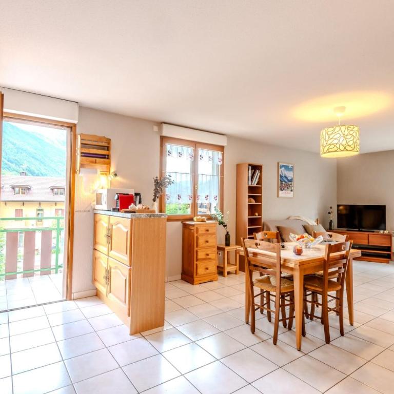 Slow Chalet Thônes lake & mountain 15 min to ski lift balcony parking - Appartement - 2