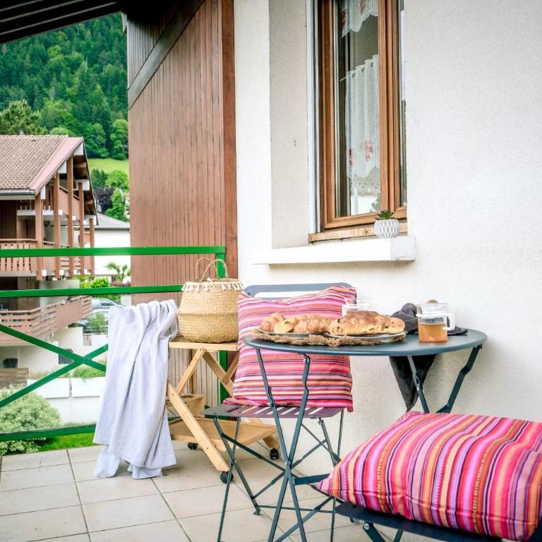 Slow Chalet Thônes lake & mountain 15 min to ski lift balcony parking - Appartement - 33