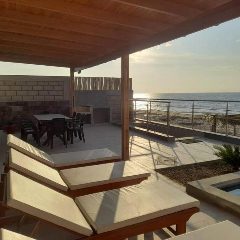 La Casa de David - Four-Bedroom House - 26