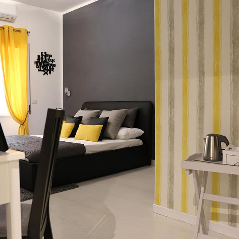 Le Coq Suites - Camera Queen Standard - 1