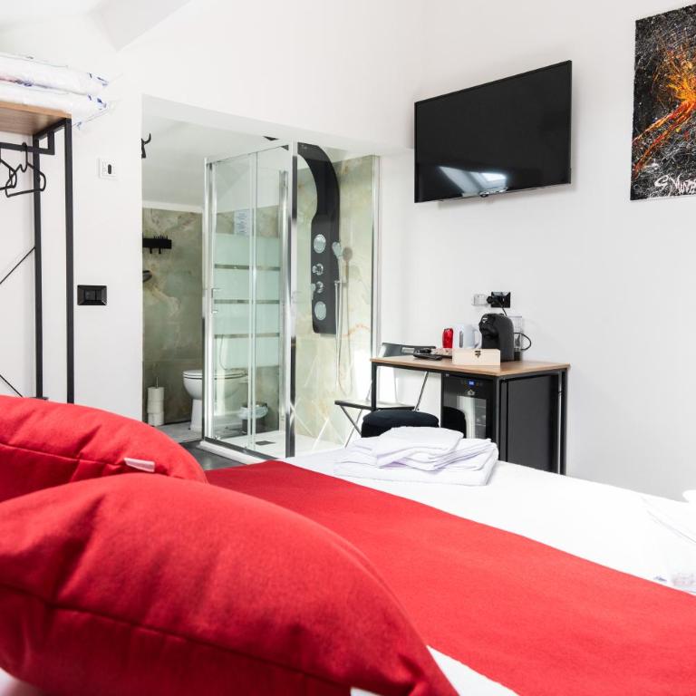 VOLCANO'S SUITE - ETNA - Private Room with Jacuzzi in Catania Center - Apartment - 7