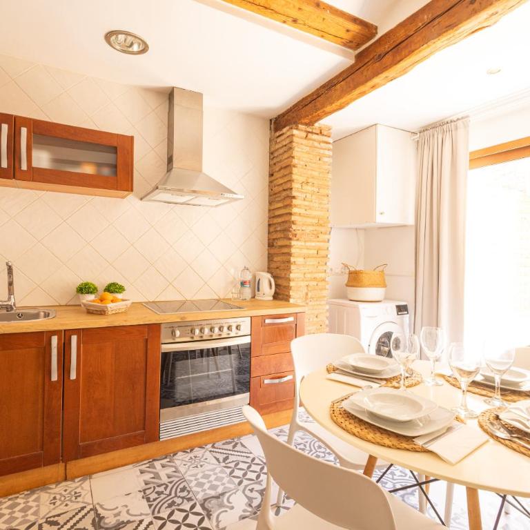 FLORIT FLATS - Charming Ruzafa Apartment & Terrace - Loft - 16