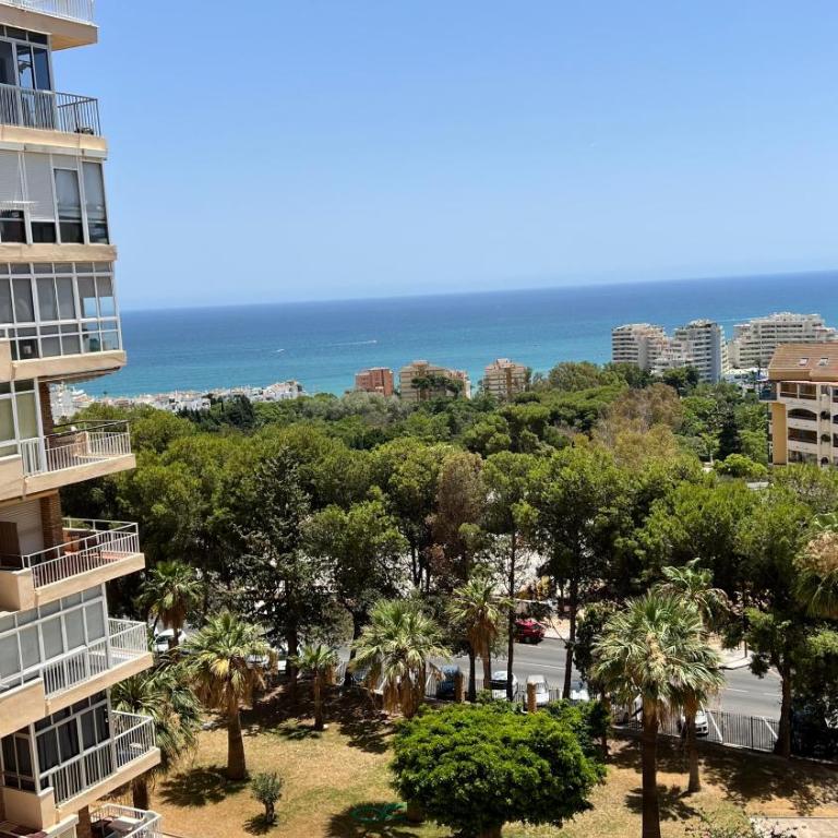 Vista a la playa, cerca del centro con piscina - One-Bedroom Apartment - 15