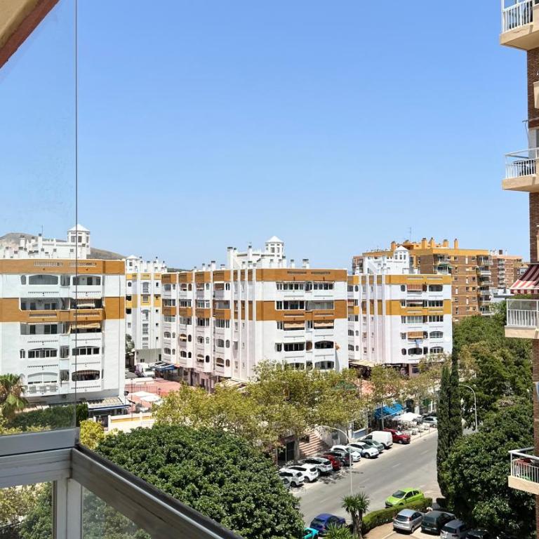 Vista a la playa, cerca del centro con piscina - One-Bedroom Apartment - 11