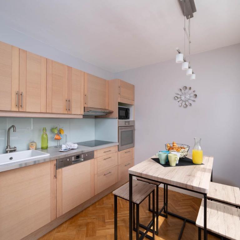 Appartement cosy 6 pers près du lac avec garage - Three-Bedroom Apartment - 63