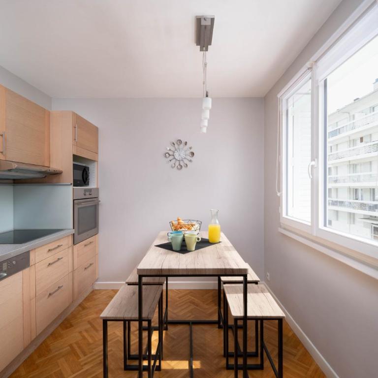 Appartement cosy 6 pers près du lac avec garage - Three-Bedroom Apartment - 66