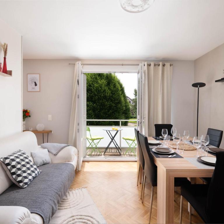 Appartement cosy 6 pers près du lac avec garage - Three-Bedroom Apartment - 69
