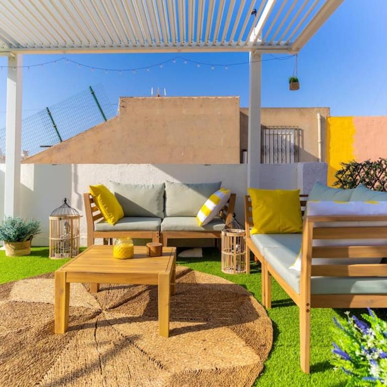 Apartamentos Atardecer en el Zapillo 250mt de la playa - Two-Bedroom Apartment - 35
