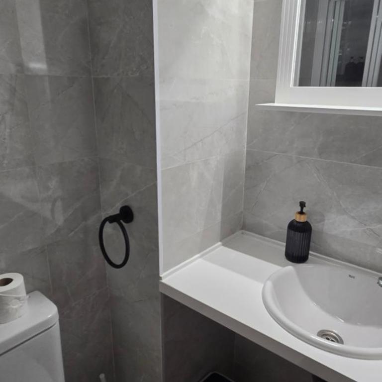 Habitaciones Universal - Triple Room with Private Bathroom - 4