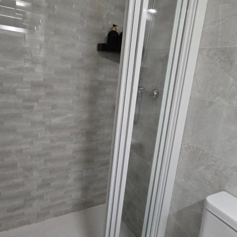 Habitaciones Universal - Triple Room with Private Bathroom - 1