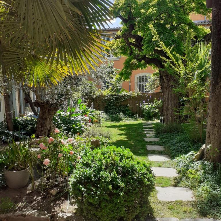 maison 3 chambres centre ville, jardin et bassin privatifs - Villa mit 3 Schlafzimmern - 16