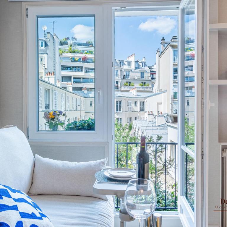 Montparnasse Central Studio with AC 11 to 14m2 in a prime location - Studio avec Canapé-Lit - 1