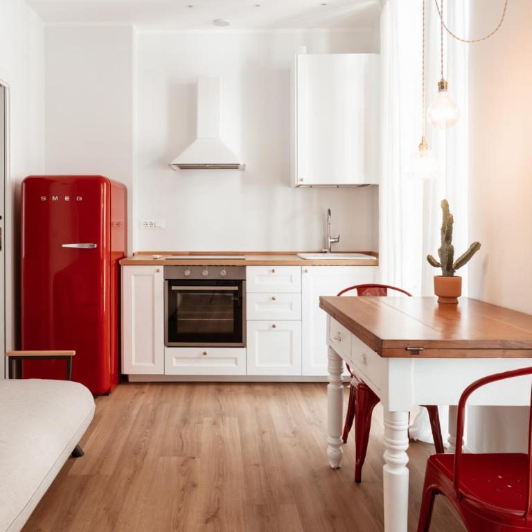 Mercanti Modern Flat - Balcony - Torino centro - Appartamento con 1 Camera da Letto - 4