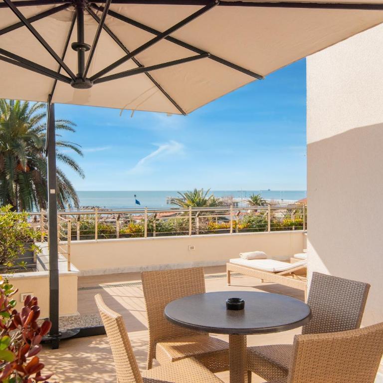 Hotel Excelsior - Suite con Terrazza - 11