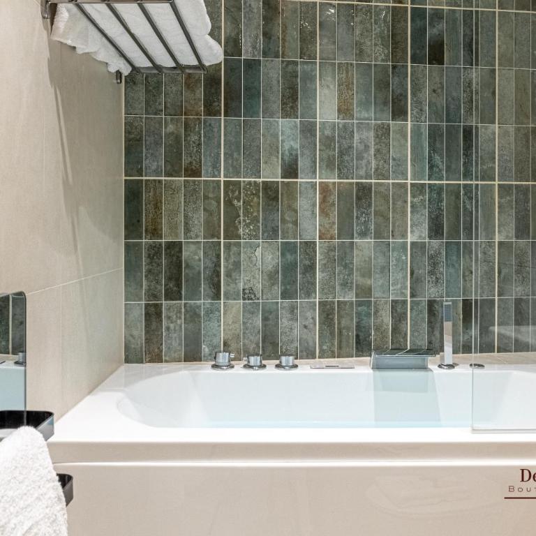 Montparnasse AC appartment in a prime location 22 -36M2 - Appartement 1 Chambre avec Baignoire Spa - 4