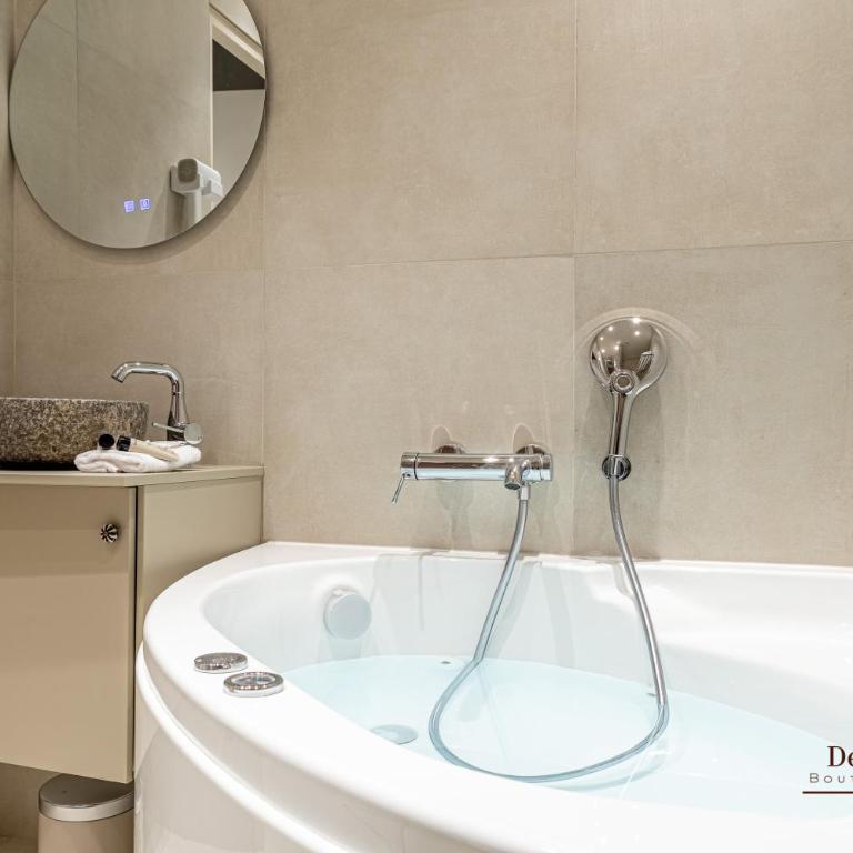 Montparnasse AC appartment in a prime location 22 -36M2 - Appartement 1 Chambre avec Baignoire Spa - 13
