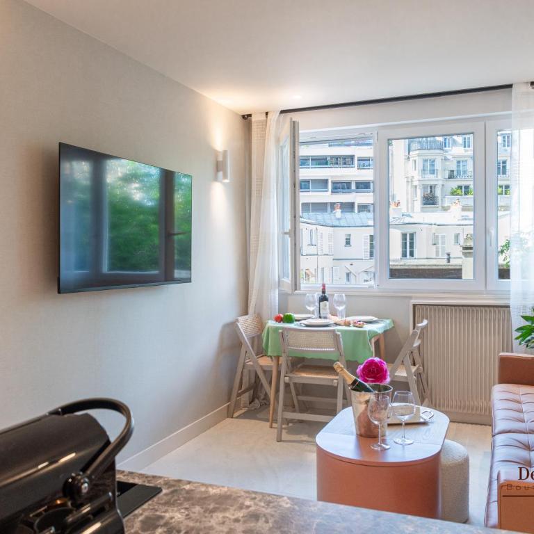 Montparnasse AC appartment in a prime location 22 -36M2 - Appartement 1 Chambre avec Baignoire Spa - 35