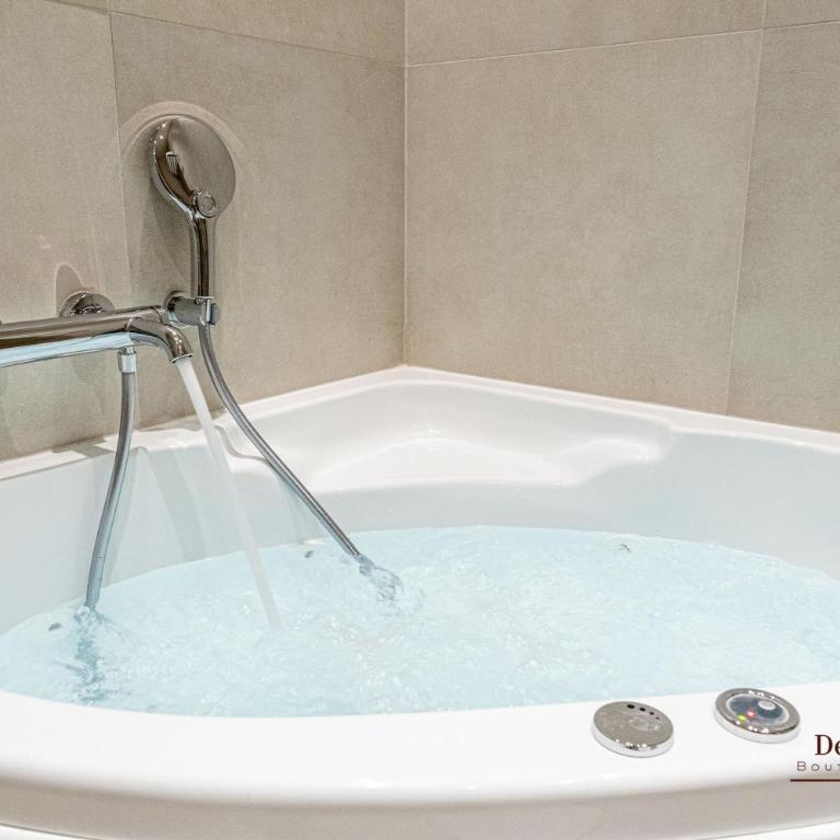 Montparnasse AC appartment in a prime location 22 -36M2 - Appartement 1 Chambre avec Baignoire Spa - 18