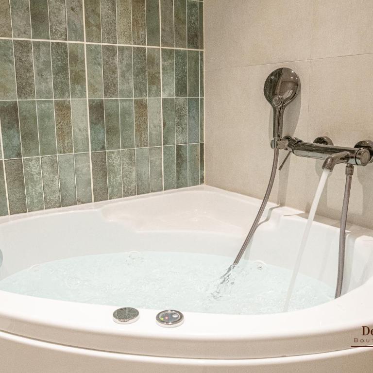 Montparnasse AC appartment in a prime location 22 -36M2 - Appartement 1 Chambre avec Baignoire Spa - 31