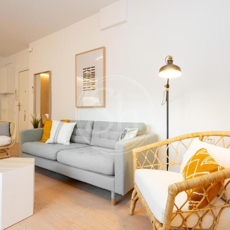 Apartamento Familiar junto a Hospital Clinic - Three-Bedroom Apartment - 2