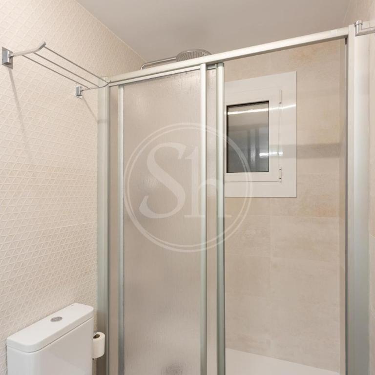 Apartamento Familiar junto a Hospital Clinic - Three-Bedroom Apartment - 13