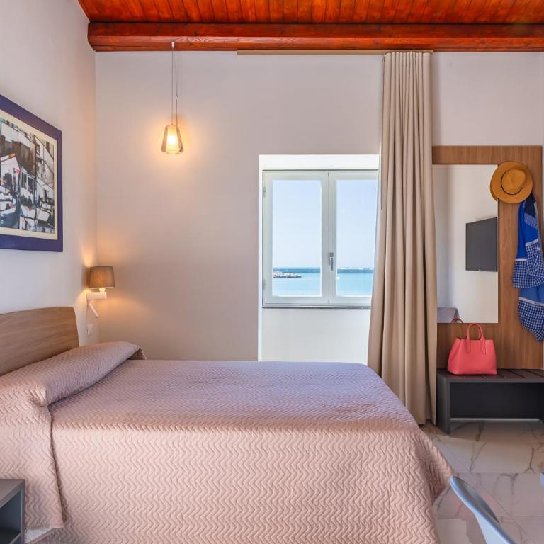 Hotel Aliai - Camera Matrimoniale Deluxe con Vista Mare - Dependance - 5