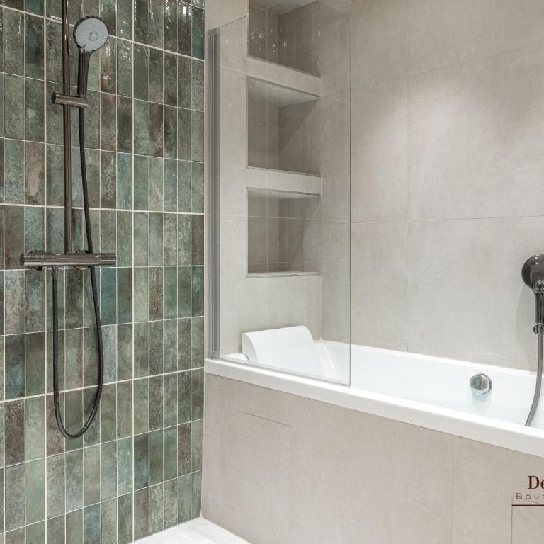 Montparnasse- Hot tub and AC Cosy apartment a prime location 40m2 - Appartement 2 Chambres - 20