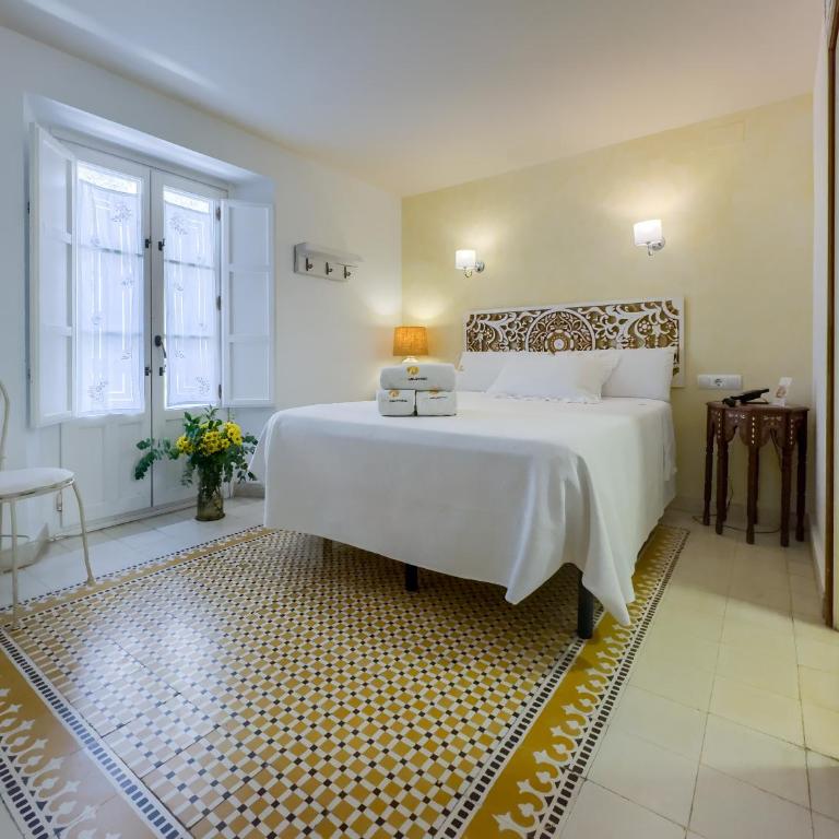 Hotel Argantonio - Habitación Doble con balcón - 1 o 2 camas - 6