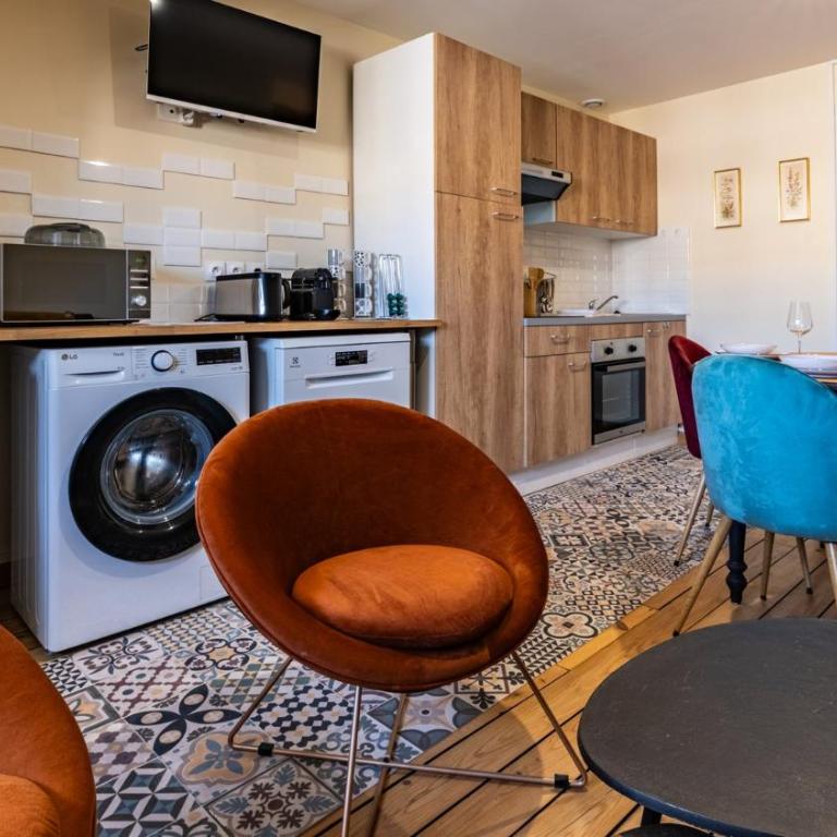 Rude - Rétro chic - Two-Bedroom Apartment - 9