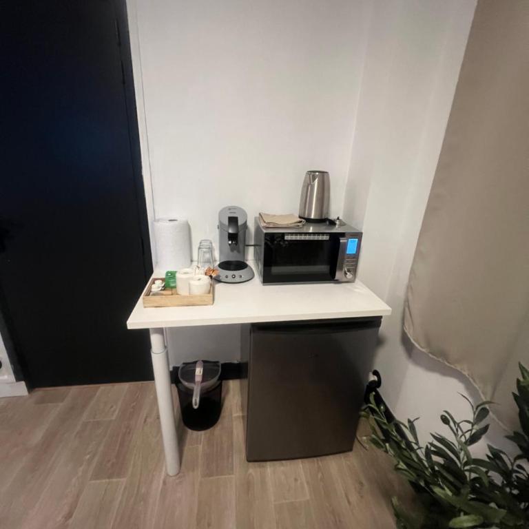 Loft ravissant 45m2 Jacuzzi RVB NIGHT 2 ÉTABLISSEMENT FERMÉ DÉFINITIVEMENT - Apartamento de 1 dormitorio - 13