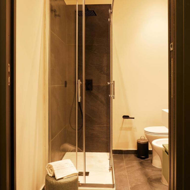 HUB Rooms - Doppelzimmer mit eigenem Bad - 3