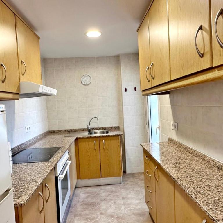 ROMA 5 - PLAYA DE GANDIA - Alquiler solo a familias - Apartamento de 3 dormitorios - 7