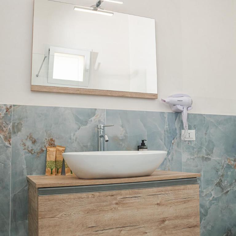 La Loggia Suite - Camera Matrimoniale con Bagno Privato - 2