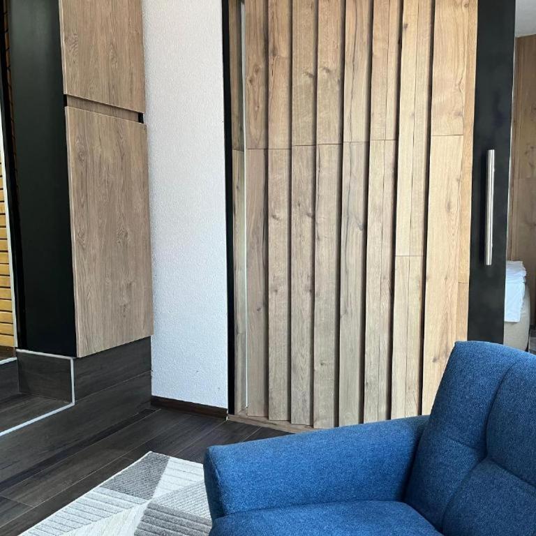 DeFakto - One-Bedroom Apartment - 24