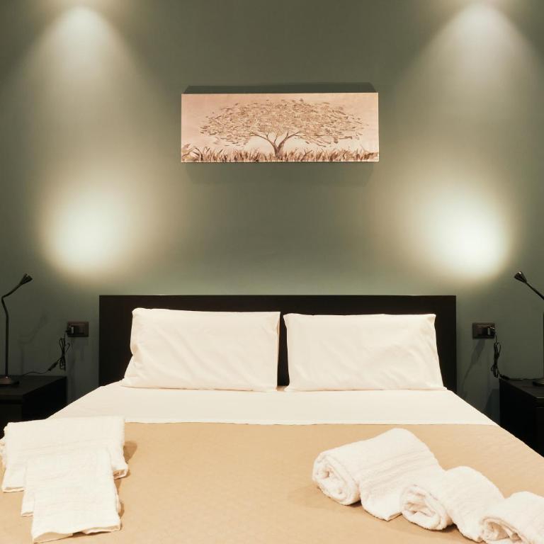 HUB Rooms - Doppelzimmer mit eigenem Bad - 9