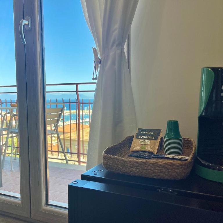 Dimora Bellini - Camera Matrimoniale Deluxe con Balcone e Vista Mare - 4