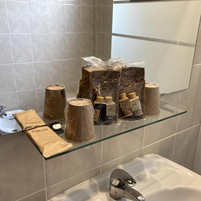 Hotel Sancho III - Habitación Doble (2 adultos + 1 niño) - 3