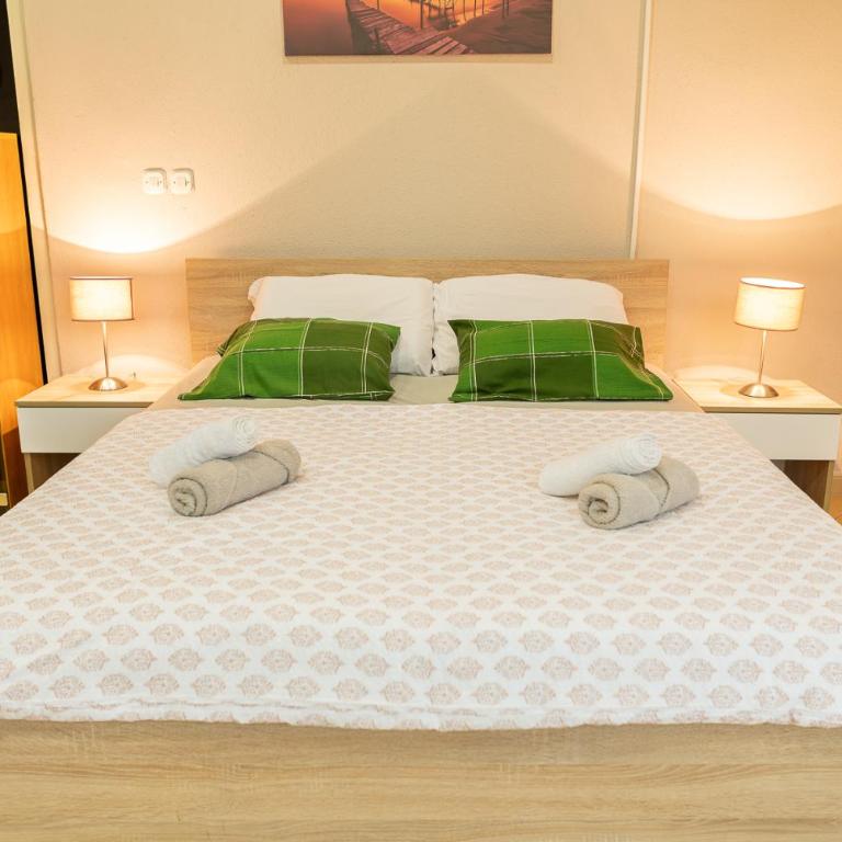 Aura Central Apartment - One-Bedroom Apartment - 7