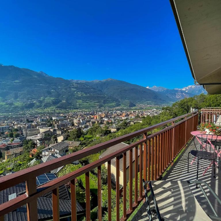 L'Atelier du Temps - BellAosta Home - Three-Bedroom Apartment - 1