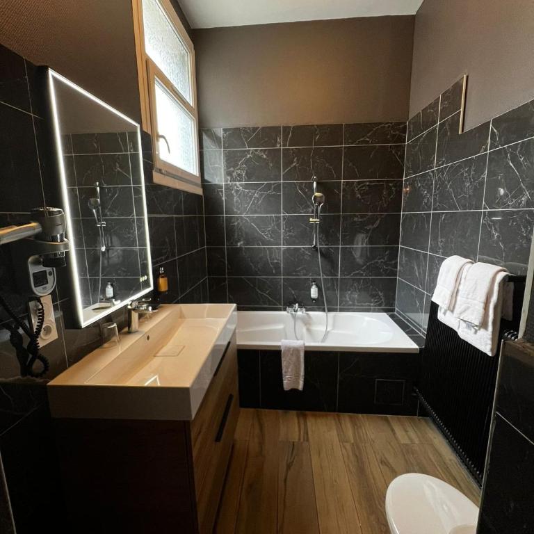 Hôtel Saint-Julien - Chambre Triple Confort - 3