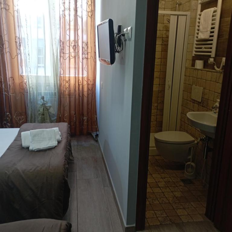 NEW PARADISE - Executive Queen Room with Two Queen Beds - 18