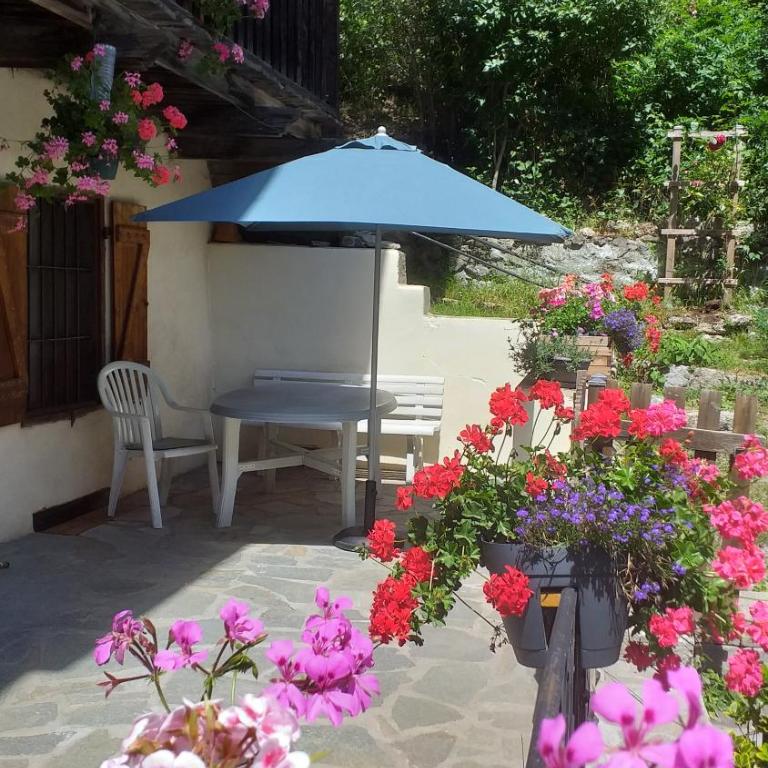 Les VIGNEAUX Hautes Alpes, Appartement 4 personnes, avec belle terrasse - Appartement 2 Chambres - 1