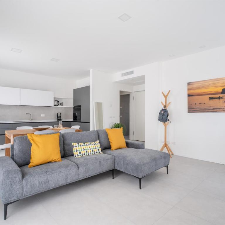 Lele's Apartment, sport & relax - Appartamento con 3 Camere da Letto e con Balcone - 7