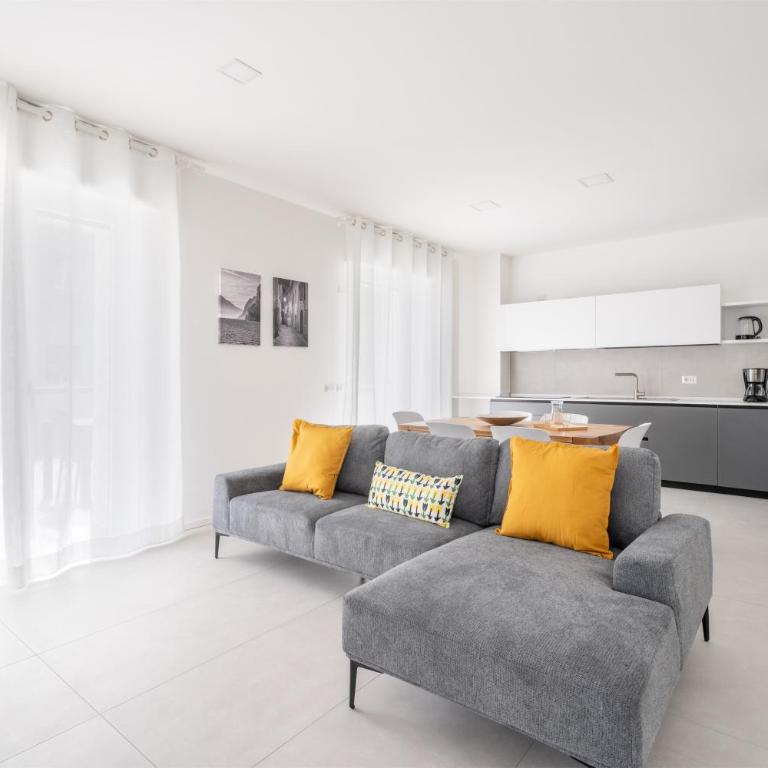 Lele's Apartment, sport & relax - Appartamento con 3 Camere da Letto e con Balcone - 8