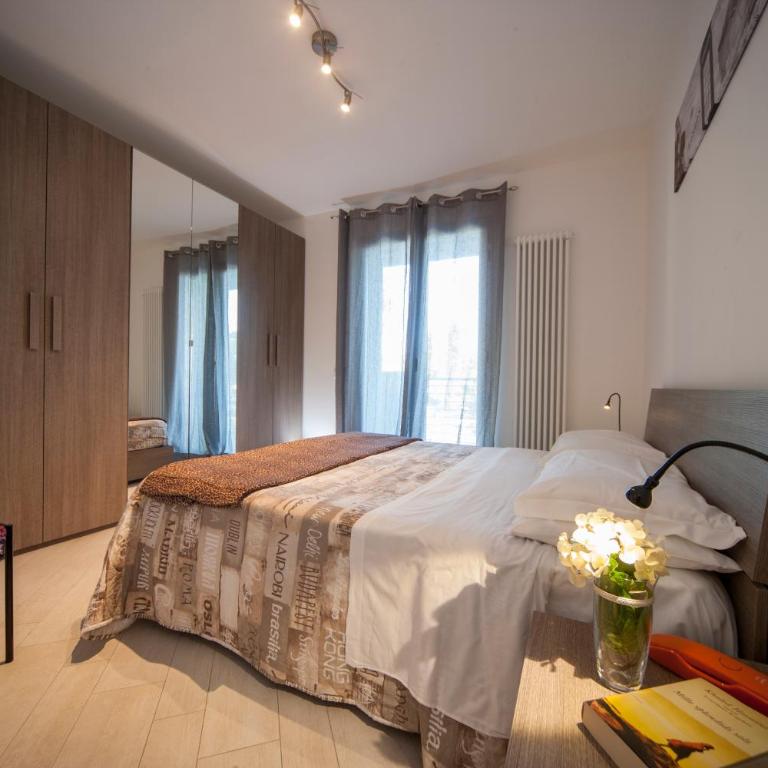 Appartamenti Residence Giardini CENTRALISSIMO AL MARE - Two-Bedroom Apartment with Balcony and Sea View - 4